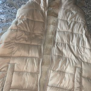 New York & company vest with hood
